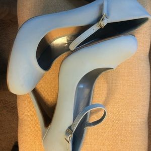 Size 10 baby blue Bamboo heels